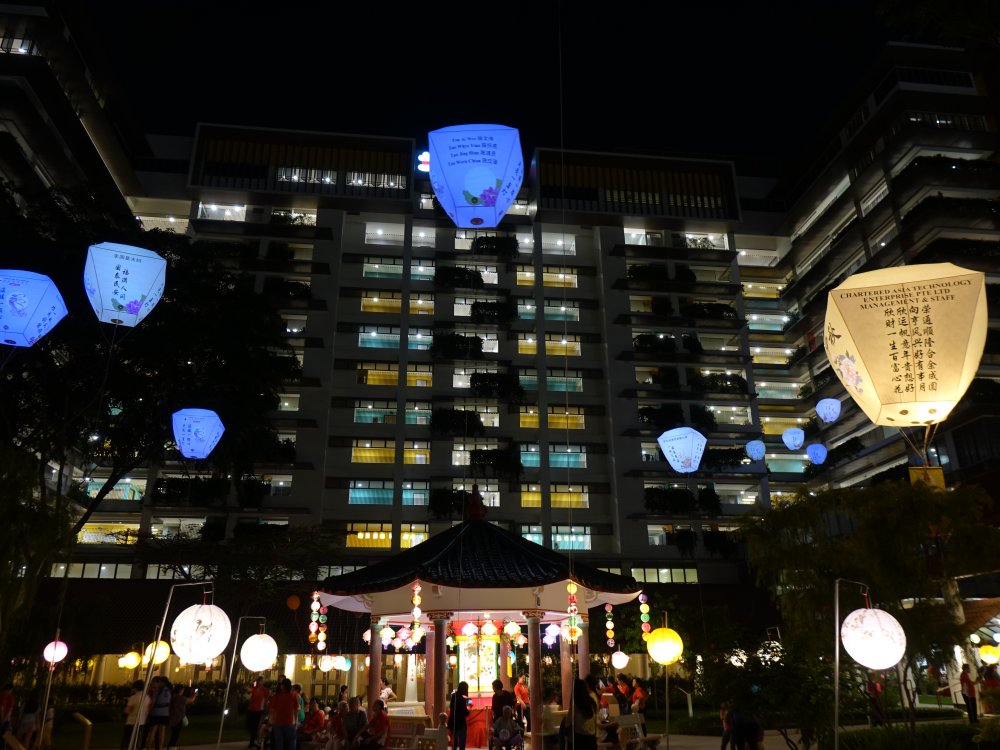 Pavilion Lantern and Lantern Wall Shine as KWSH Celebrates Mid-Autumn